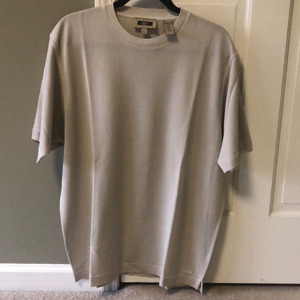 Large Joseph Abboud t-shirt like new